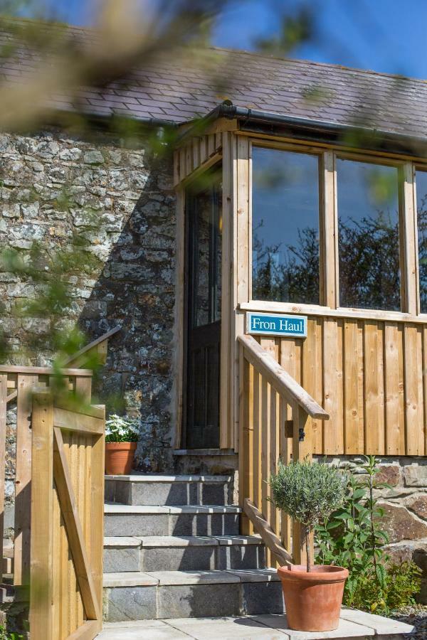 Cwm Connell Coastal Cottages Moylgrove 外观 照片